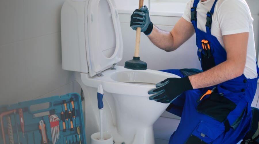Professional emergency plumbing in Fults, IL